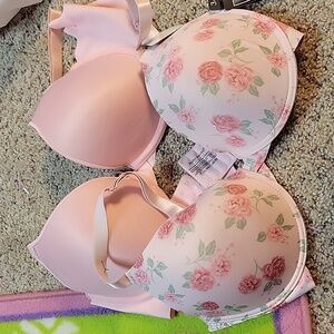 Kathy Ireland 36DD bra set